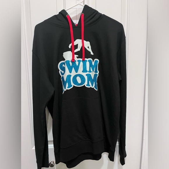 Tops - Swim Mom Oversized SzL Lightweight Hoodie Black W/Red & Blue Glitter Bling